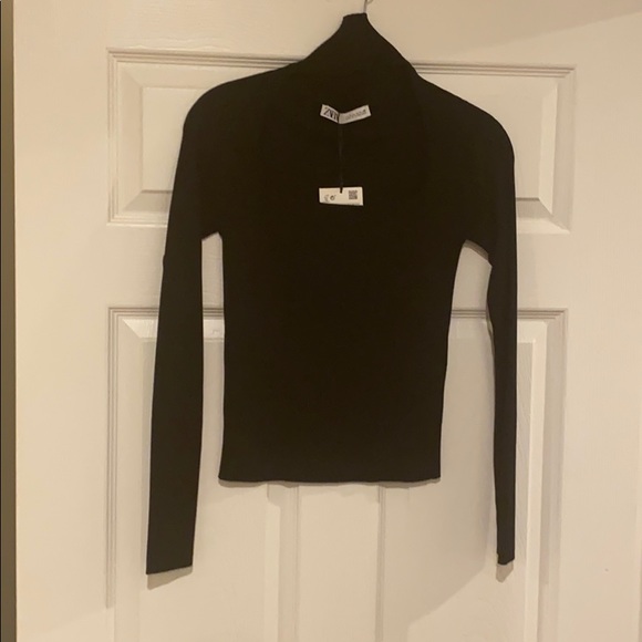 ❌SOLD❌ Zara Ribbed Knit Long Sleeve Top - Picture 1 of 4